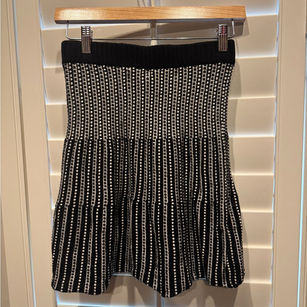 Black and White Patterned Women's Skirt